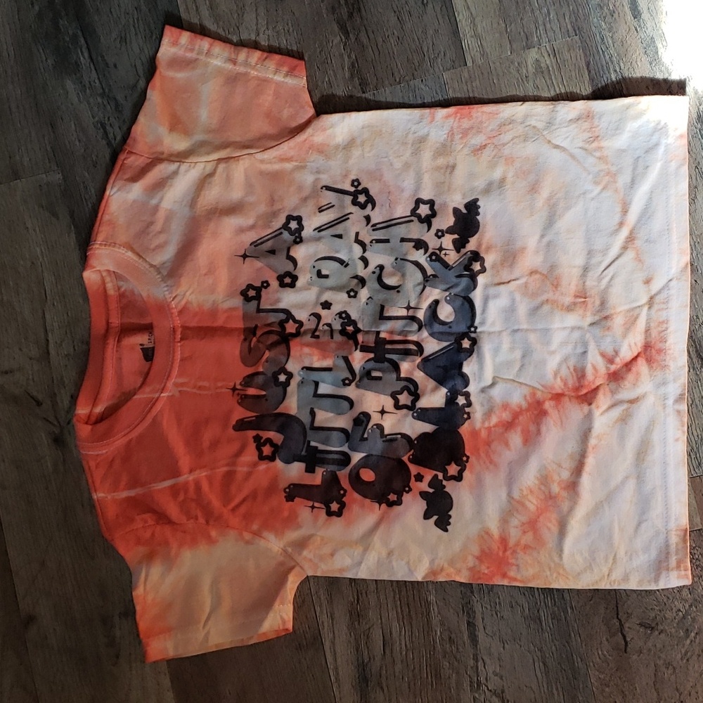 Tie dyed lightweight hanes cotton tshirt. Medium